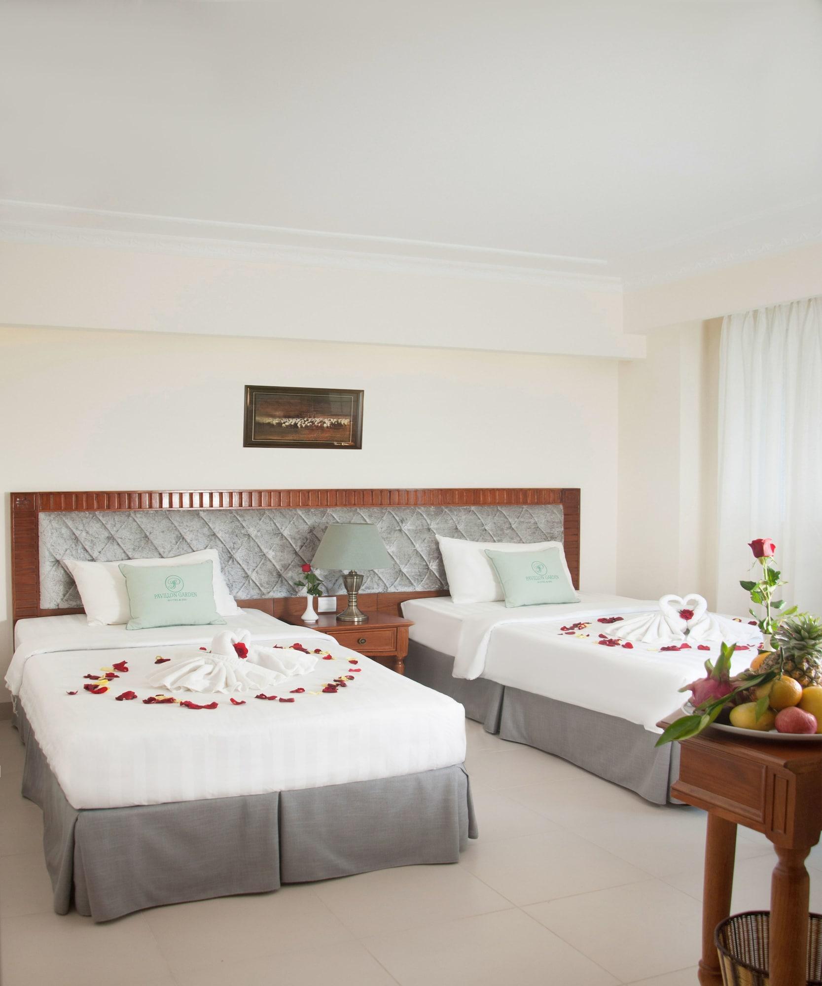 Pavillon Garden Hotel & Spa Nha Trang Beach Exterior photo