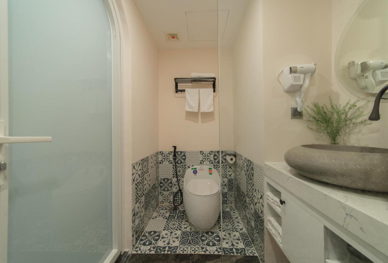 Pavillon Garden Hotel & Spa Nha Trang Beach Exterior photo