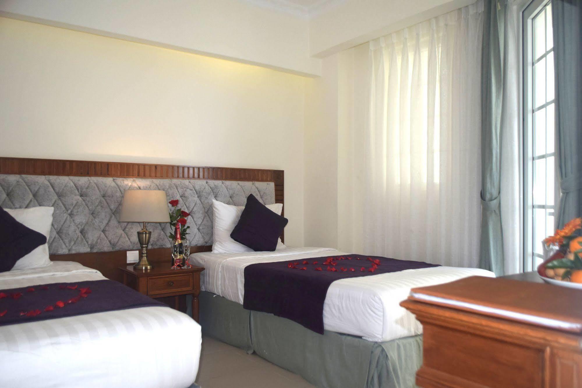 Pavillon Garden Hotel & Spa Nha Trang Beach Exterior photo
